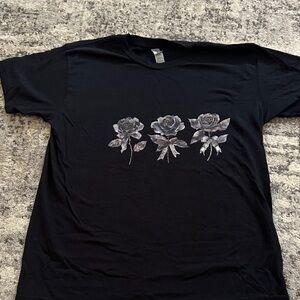 Gildan Black Short Sleeve Tee with Gray Rose Trio